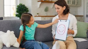 دليل بناء الذكاء العاطفي عند الطفل: كيف تربين طفلاً واثقاً وناجحاً في أول 5 سنوات؟